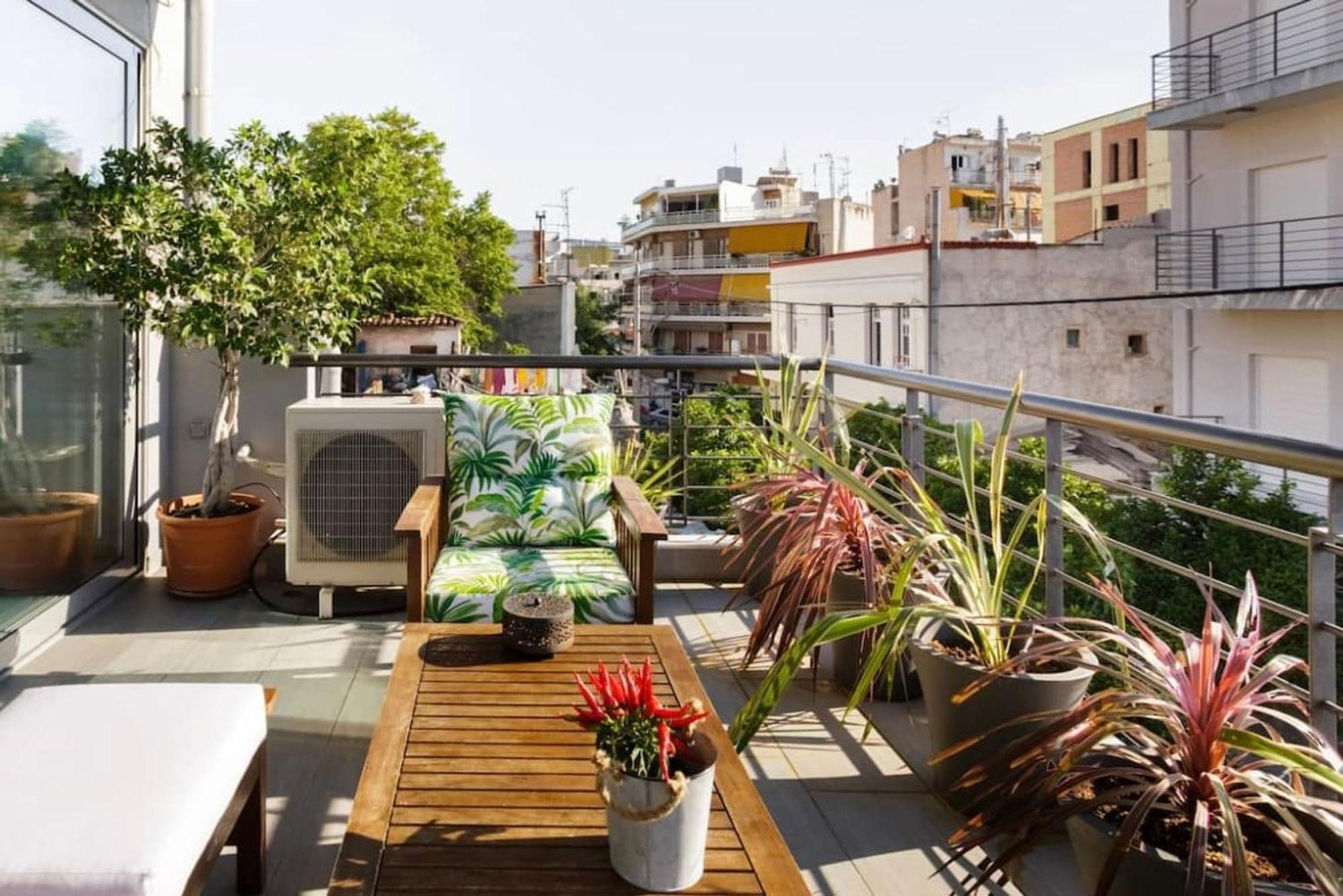 شقة Stylish Boutique Loft With Private Balcony أثينا المظهر الخارجي الصورة