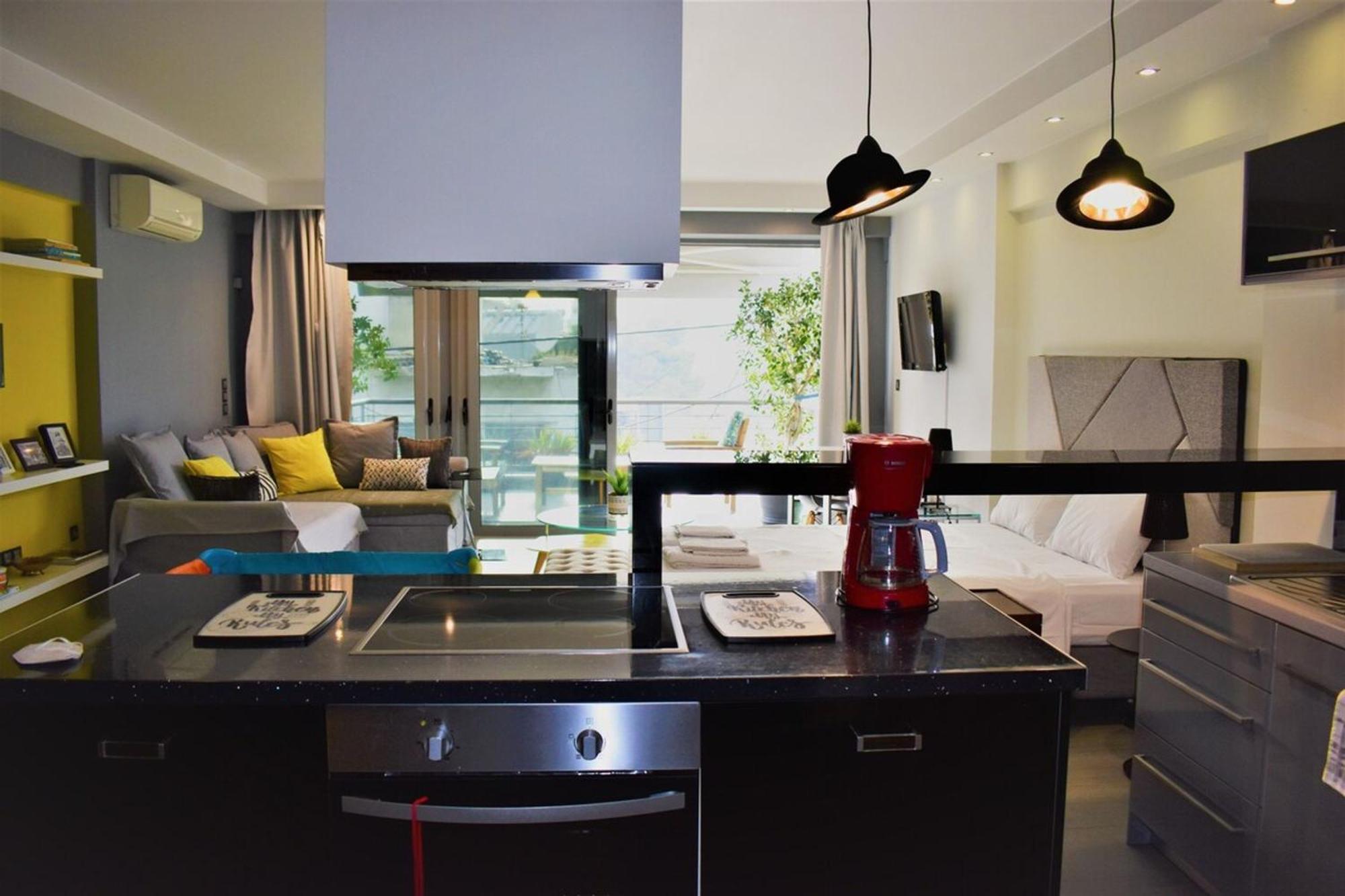 شقة Stylish Boutique Loft With Private Balcony أثينا المظهر الخارجي الصورة