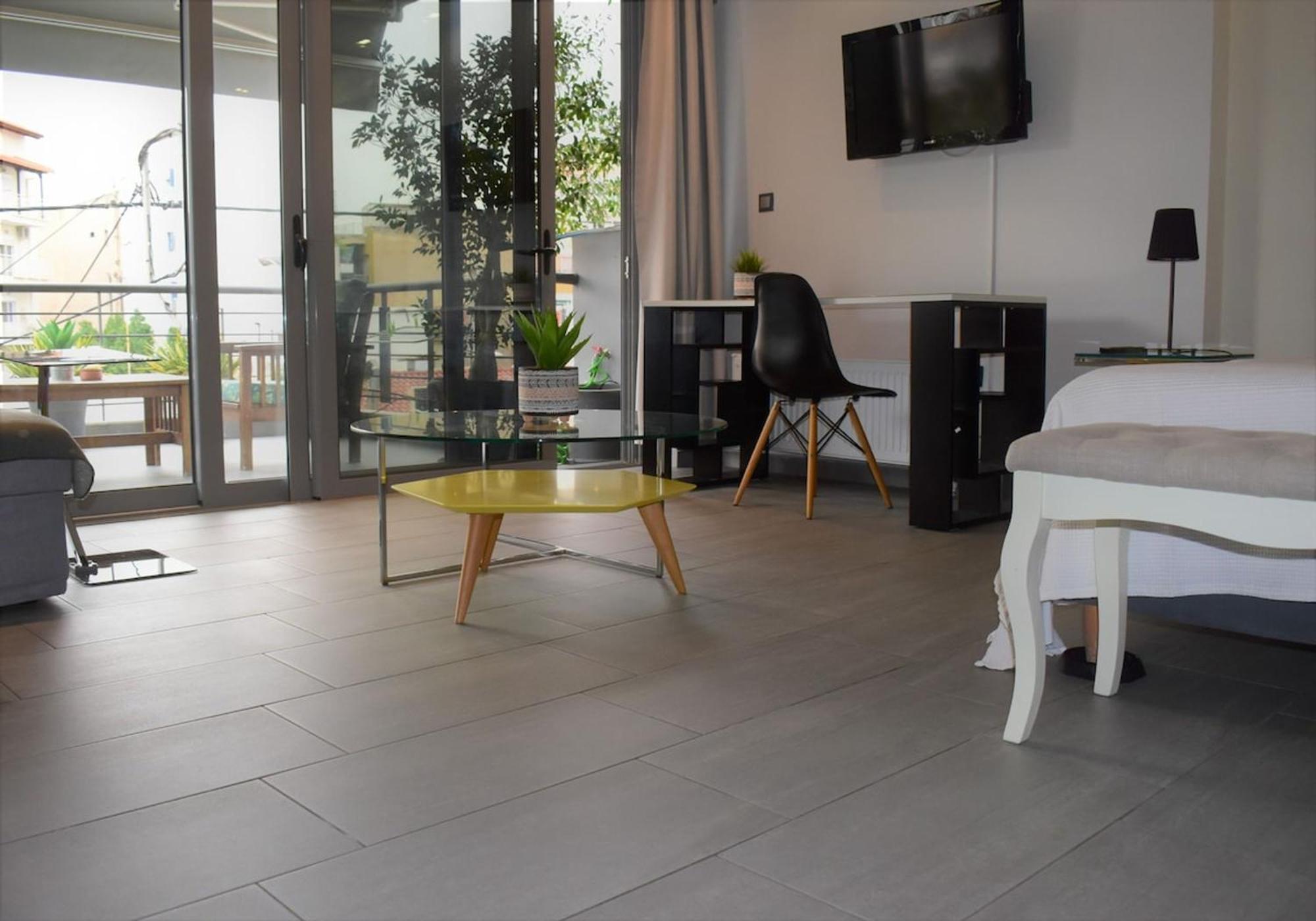 شقة Stylish Boutique Loft With Private Balcony أثينا المظهر الخارجي الصورة
